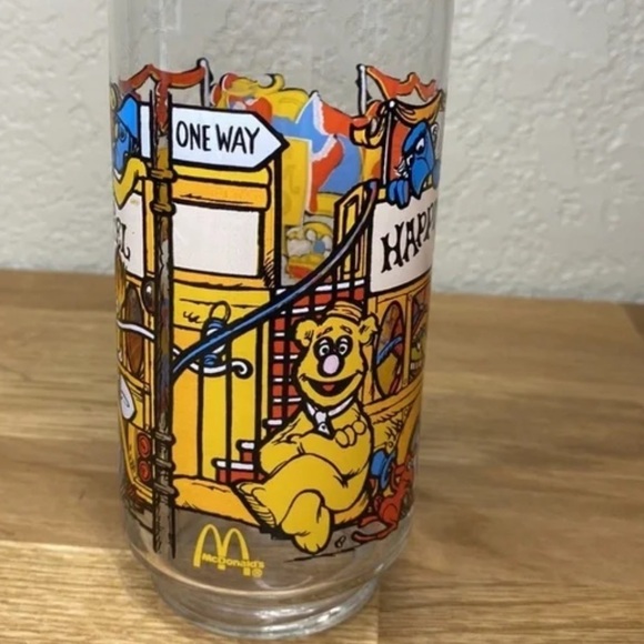 McDonald's Other - Vtg 1981 McDonald's The Great Muppet Caper Happiness Hotel Drinking Glass